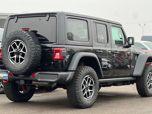 New 2026 Jeep Wrangler Unlimited Rubicon w/ Safety Group image 4