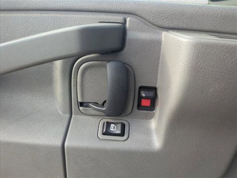 Used 2019 Chevrolet Express 3500 LT w/ LT Preferred Equipment Group image 25