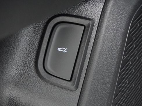 New 2026 Chevrolet Equinox RS w/ Convenience Package III image 14