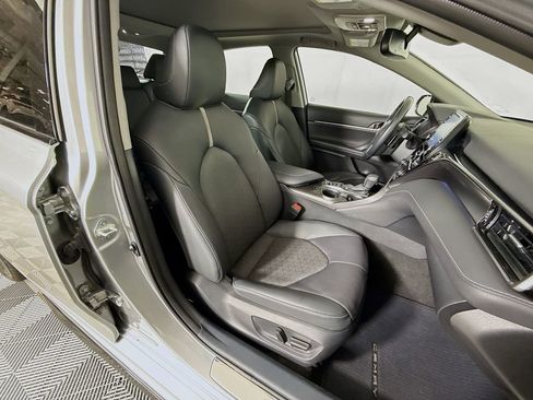 Used 2023 Toyota Camry XSE FWD image 30