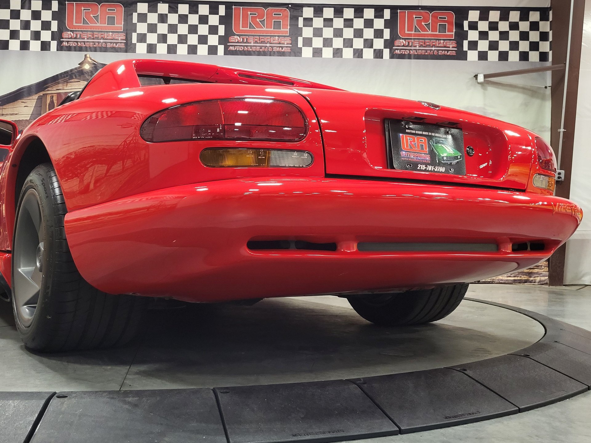 Used 1994 Dodge Viper RT/10 RWD image 10