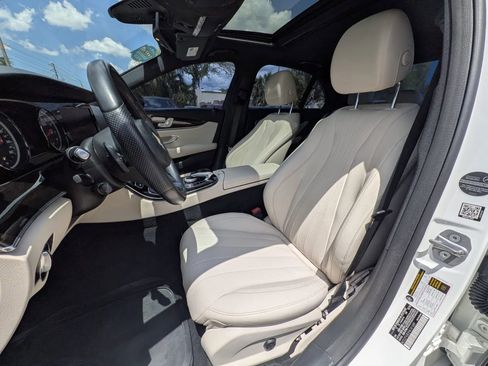 Used 2017 Mercedes-Benz E 300 image 12