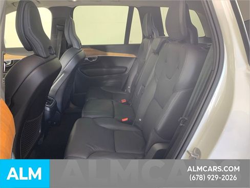 Used 2024 Volvo XC90 B6 Plus image 27