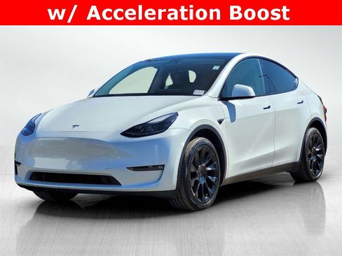 Used 2023 Tesla Model Y Long Range image 8