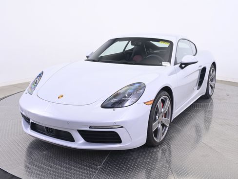 Certified 2024 Porsche 718 Cayman S RWD image 1