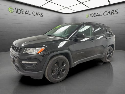 Used 2018 Jeep Compass Latitude w/ Popular Equipment Group FWD image 1