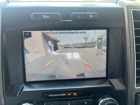 Used 2017 Ford F150 XLT w/ Equipment Group 302A Luxury AWD/4WD image 18
