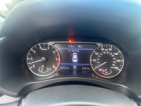Used 2021 Nissan Altima 2.5 SR w/ SR Premium Package FWD image 14
