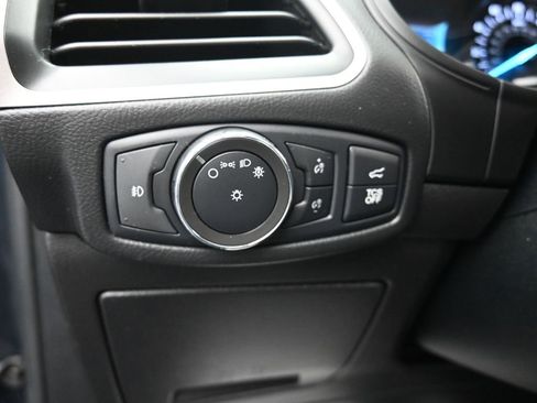 Used 2022 Ford Edge SEL w/ Convenience Package image 21