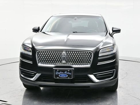 Used 2019 Lincoln Nautilus Premier image 2