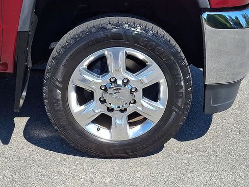 Used 2018 GMC Sierra 2500 SLT w/ Duramax Plus Package AWD/4WD image 8
