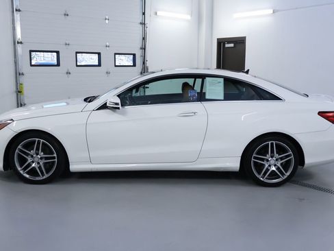 Used 2017 Mercedes-Benz E 400 4MATIC Coupe image 4