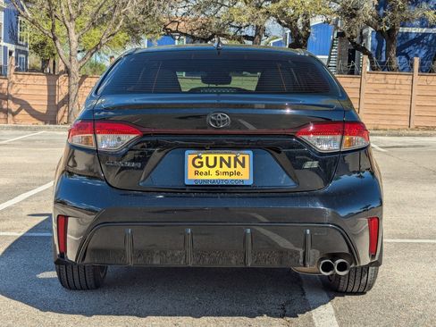 Used 2023 Toyota Corolla SE image 4