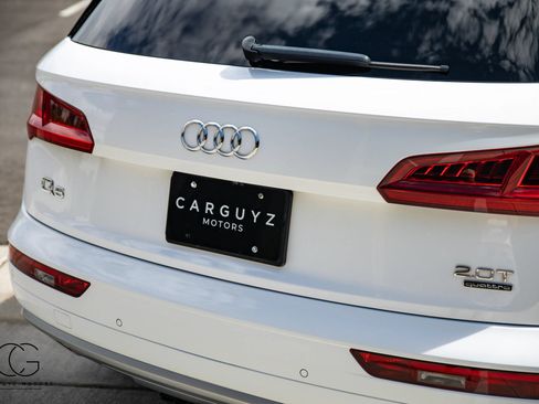 Used 2018 Audi Q5 2.0T Premium Plus w/ Premium Plus Package AWD/4WD image 14