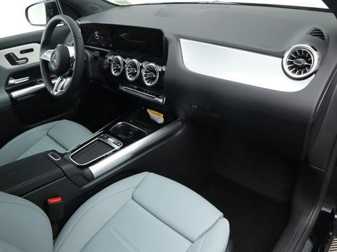 New 2026 Mercedes-Benz GLA 250 image 18