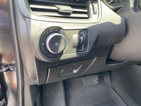 Used 2017 Buick Envision Premium AWD/4WD image 12