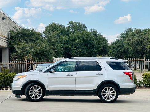 Used 2013 Ford Explorer XLT FWD image 5