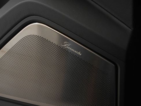 New 2025 Porsche Cayenne Turbo image 53