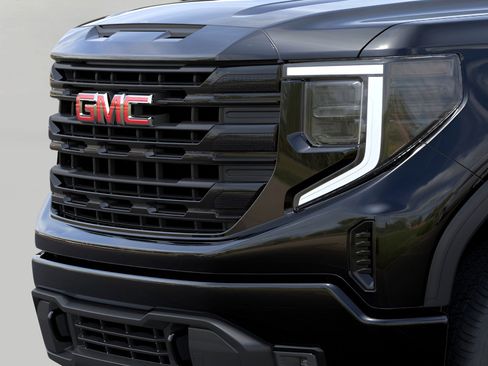 New 2026 GMC Sierra 1500 Elevation image 13