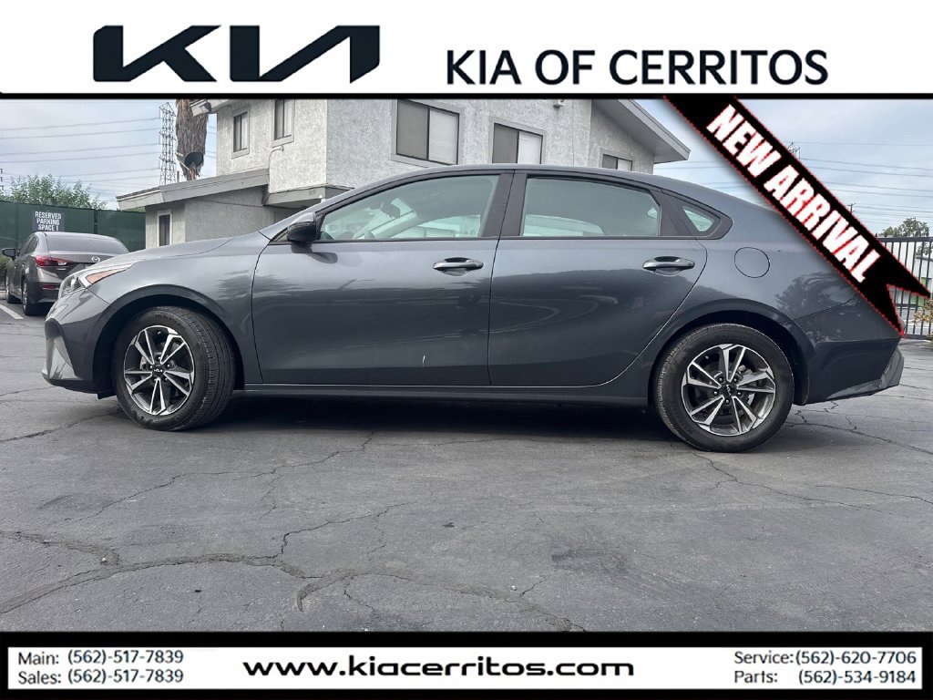 Certified 2024 Kia Forte LXS w/ LXS Technology Package FWD image 2