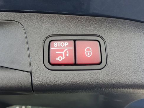 Used 2023 Mercedes-Benz GLA 250 image 16