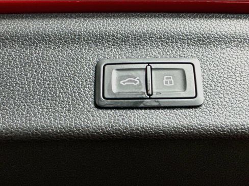 Used 2025 Audi Q3 2.0T Premium Plus AWD/4WD image 33