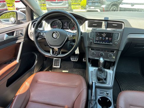 Used 2017 Volkswagen Golf Alltrack S AWD/4WD image 28