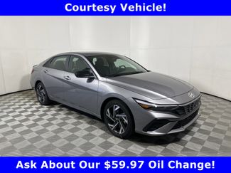 Used 2025 Hyundai Elantra Sport video 1