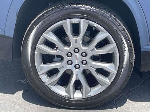 Used 2025 GMC Acadia Denali w/ Super Cruise Package FWD image 37