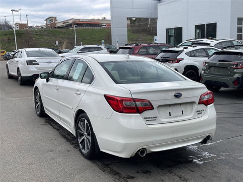 Used 2016 Subaru Legacy 3.6R Limited image 3