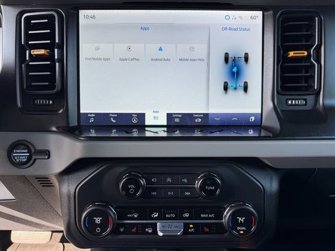 Used 2023 Ford Bronco Badlands image 41