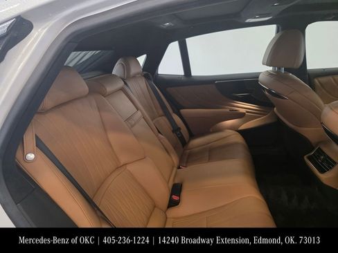 Used 2022 Lexus LS 500 w/ Interior Upgrade Package RWD image 14