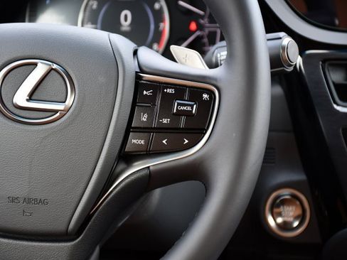 New 2025 Lexus ES 350 w/ Premium Package image 24