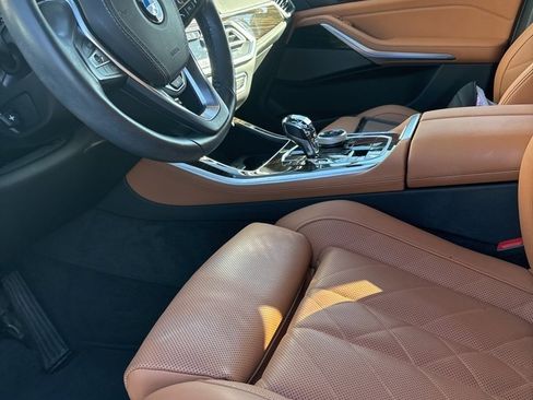 Used 2023 BMW X5 xDrive40i w/ Premium Package image 4