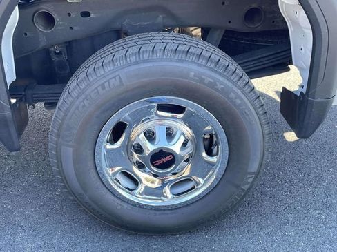 Used 2024 GMC Sierra 2500 Pro image 23