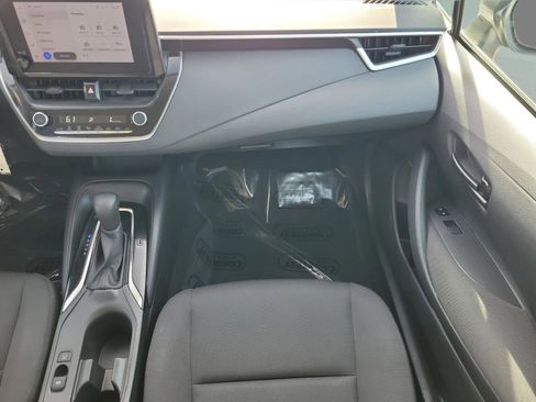 Used 2024 Toyota Corolla LE image 13