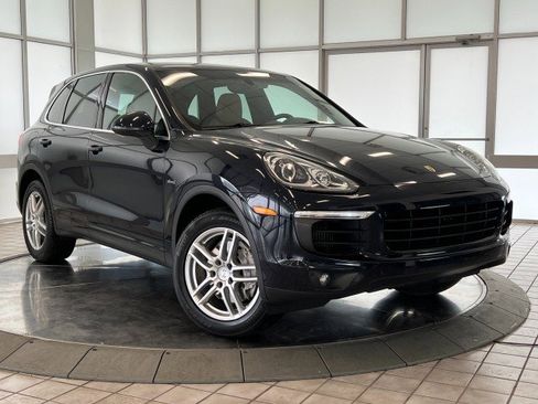 Used 2015 Porsche Cayenne Diesel AWD/4WD image 1