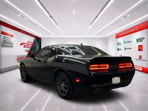 Used 2018 Dodge Challenger GT w/ Driver Convenience Group AWD/4WD image 5