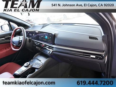 New 2026 Kia Sportage SX Prestige AWD/4WD image 11