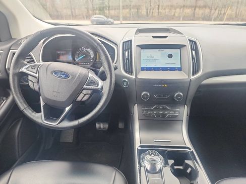 Used 2020 Ford Edge SEL image 29