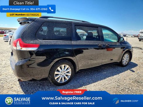 Used 2012 Toyota Sienna LE AWD/4WD image 4