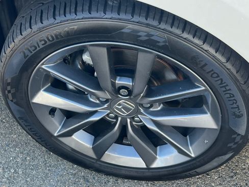 Used 2019 Honda Civic EX-L image 10