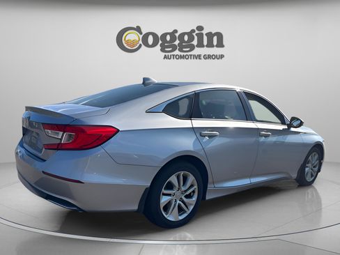 Used 2019 Honda Accord LX image 5