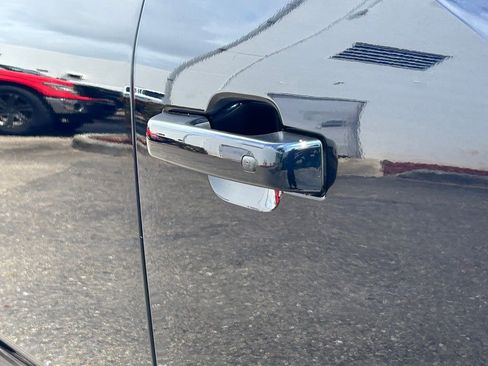 Used 2023 Ford F150 Lightning Platinum image 23