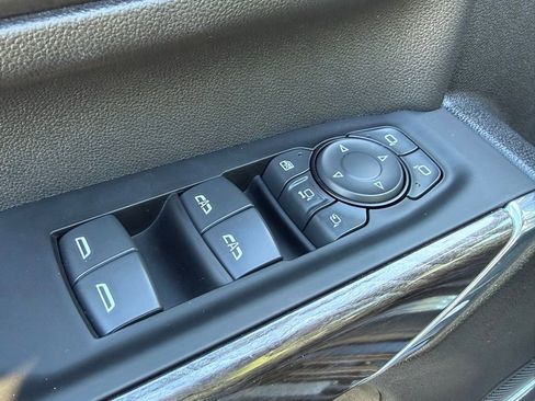 Used 2023 Chevrolet Silverado 2500 LTZ w/ LTZ Premium Package image 16