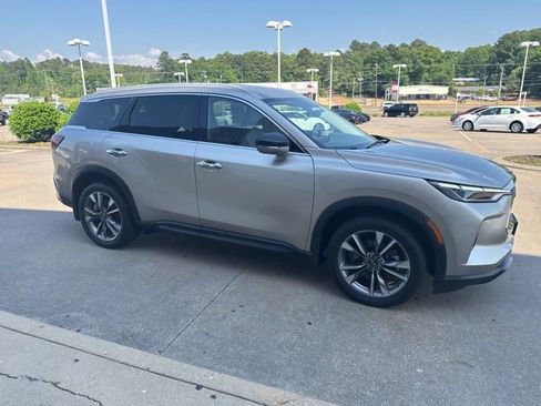Used 2023 INFINITI QX60 Luxe w/ Cargo Package AWD/4WD image 7