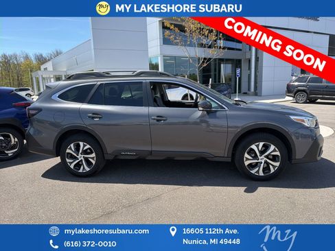 Certified 2022 Subaru Outback Limited AWD/4WD image 4