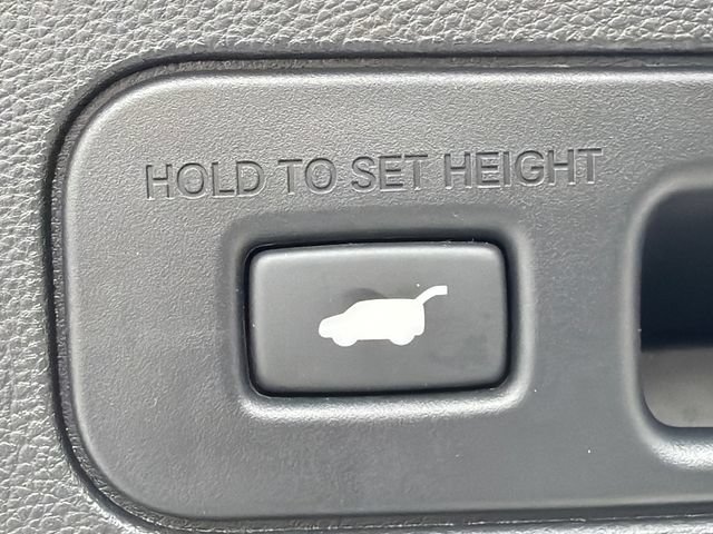 Used 2025 Acura MDX w/ Technology Package FWD image 19