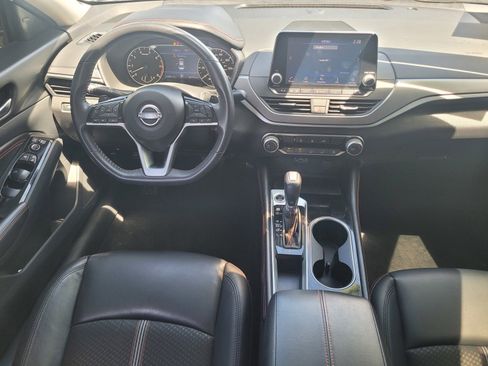Used 2023 Nissan Altima 2.5 SR image 13
