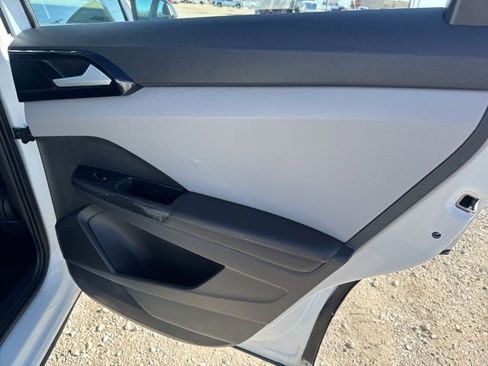 Used 2024 Volkswagen Taos S image 19